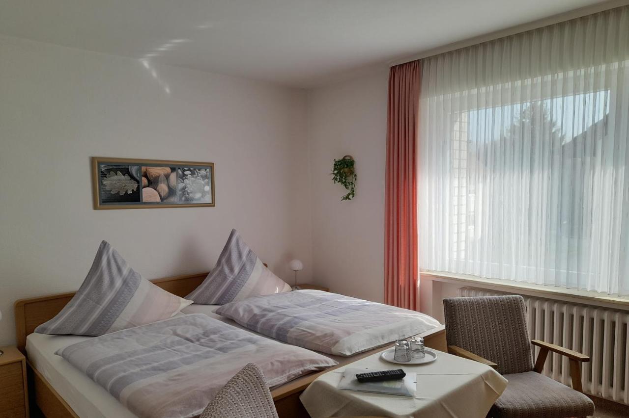 Ferienwohnung Und Gaestezimmer Iburgblick Bad Driburg Exterior photo